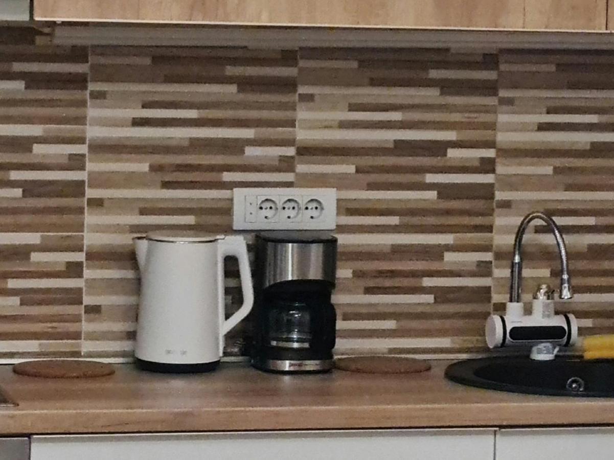 Porodicno-poslovni Udoban Stan Apartman