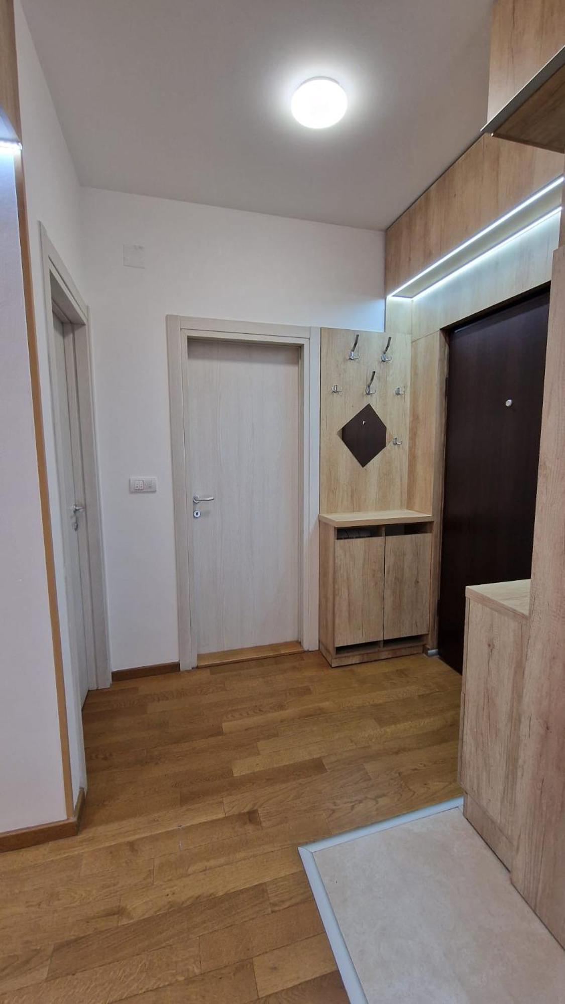 Porodicno-poslovni Udoban Stan Apartman Belgrade