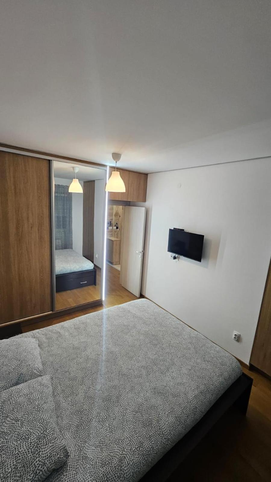 Porodicno-poslovni Udoban Stan Apartman *